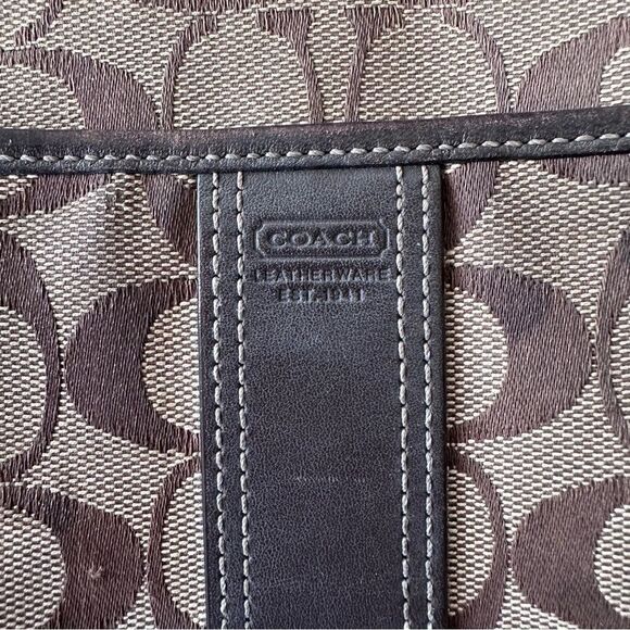 Coach Signature C Swingback Brown and Tan Leather Trim Cross Body Bag - Picture 2 of 8